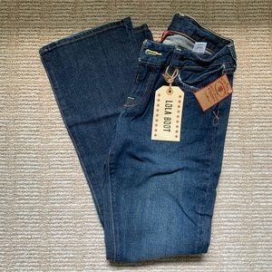 NWT Lucky Brand Lola Boot Jeans 2/26 SHORT INSEAM